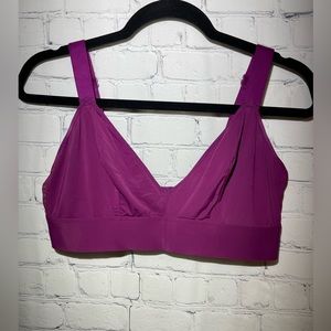 Parade sleek & sexy plunge bralette size 2 ( fits 36DD-F) wine colored